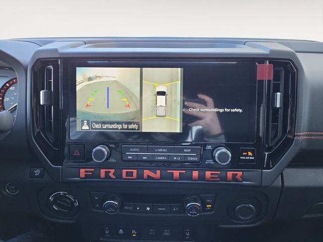 2025 Nissan Frontier PRO-4X photo 13