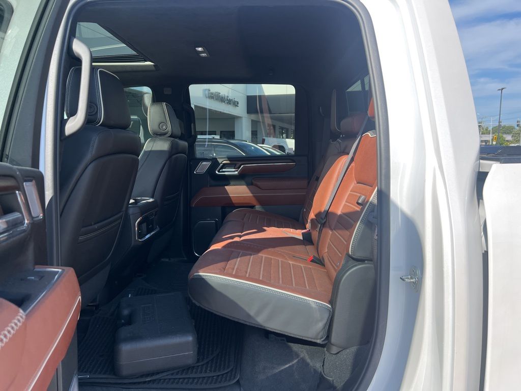 2024 Gmc Sierra 2500 HD Denali Ultimate photo 10