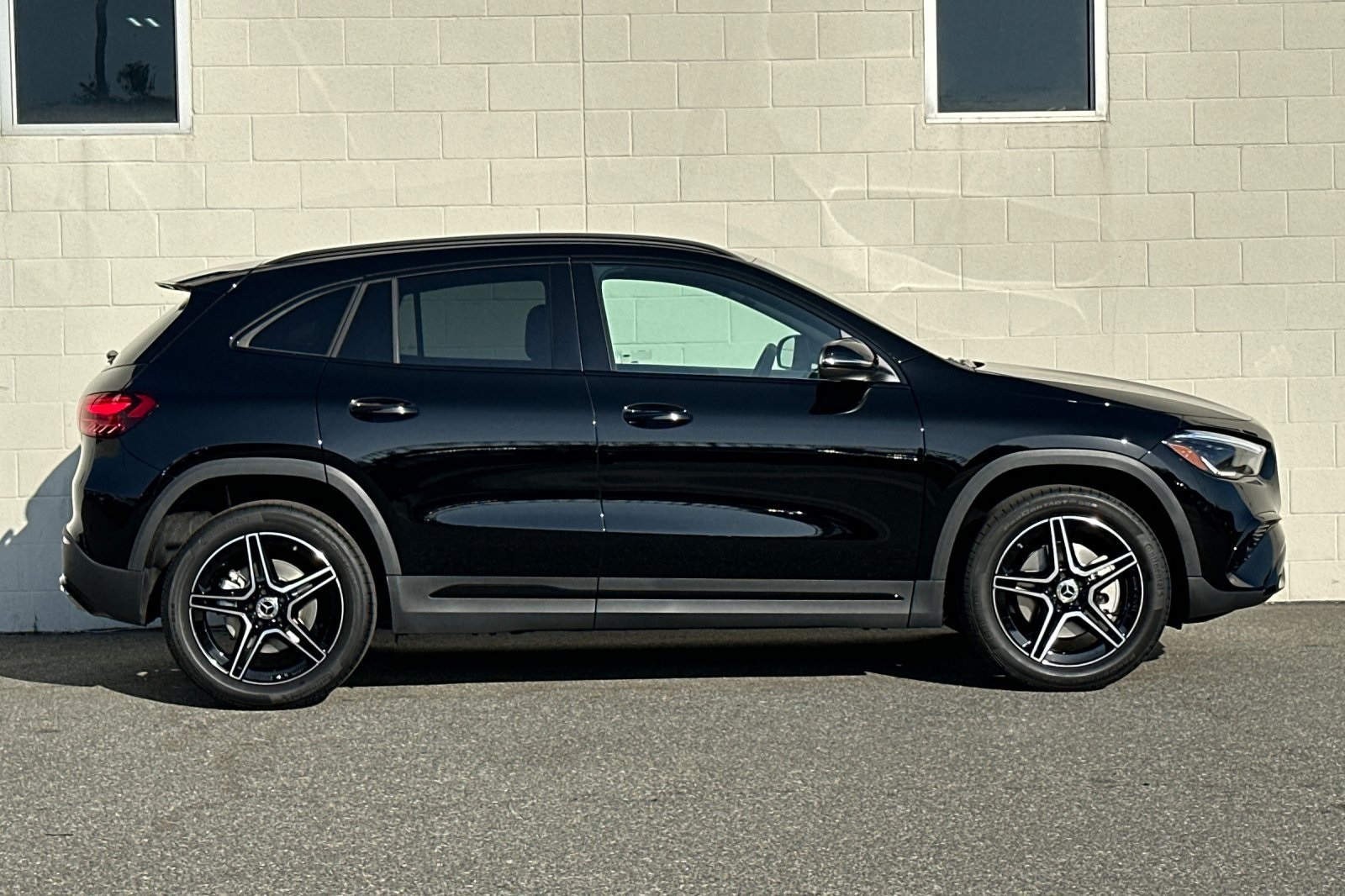 2026 Mercedes Benz GLA 250 photo 2
