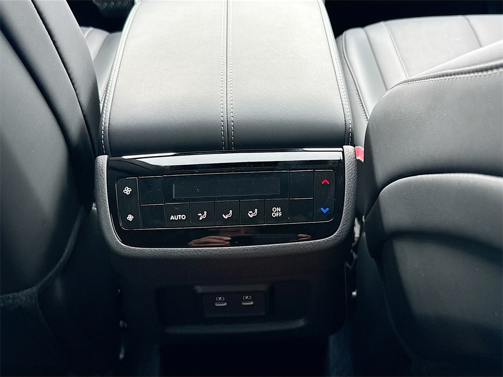 2026 Infiniti QX60 Pure photo 27
