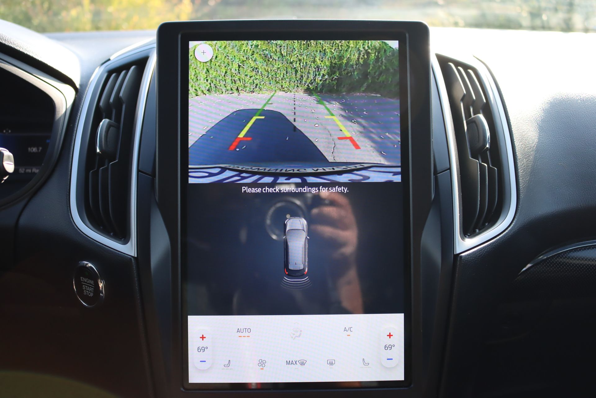 2022 Ford Edge ST photo 12