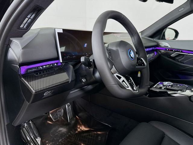 2026 Bmw 550e xDrive photo 9