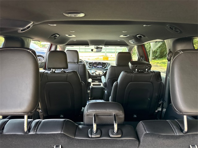 2026 Chrysler Pacifica photo 29