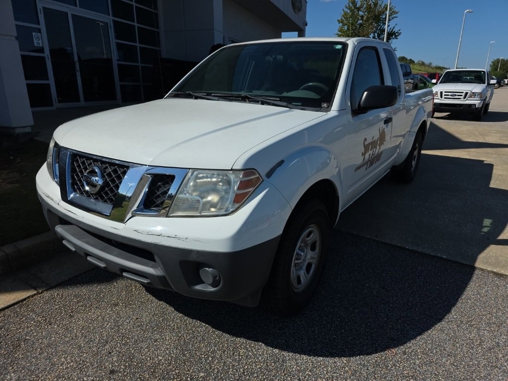 2016 Nissan Frontier S's photo