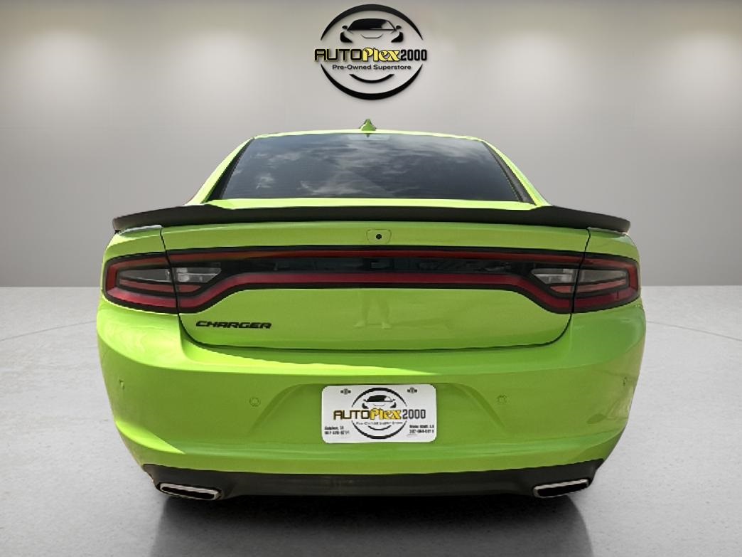 2023 Dodge Charger SXT photo 4