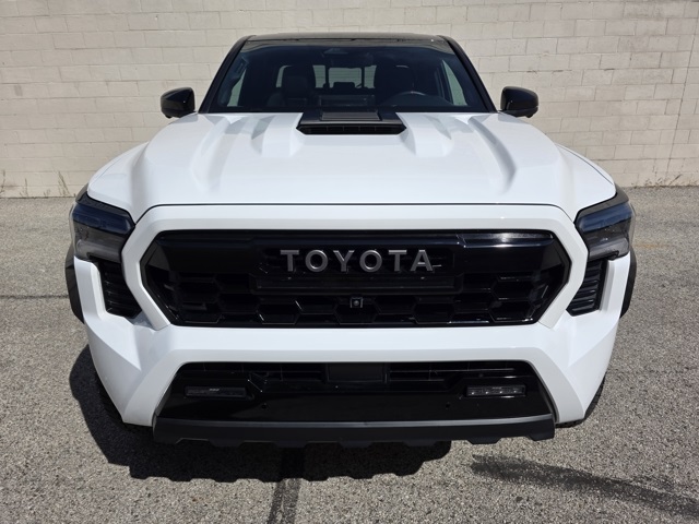 2025 Toyota Tacoma TRD Pro 4x4 photo 8