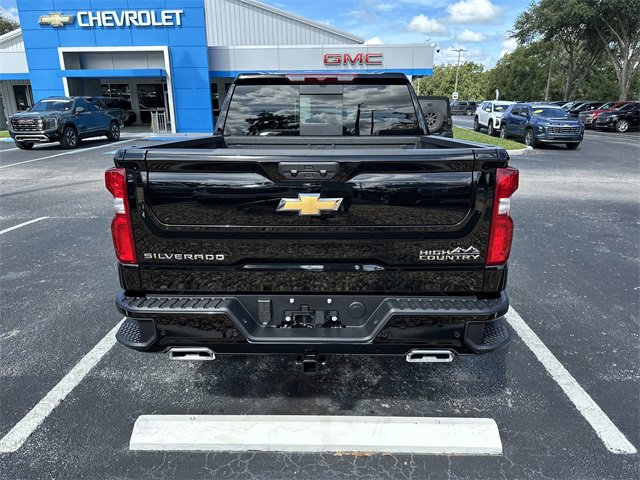 2026 Chevrolet Silverado 1500 High Country photo 3