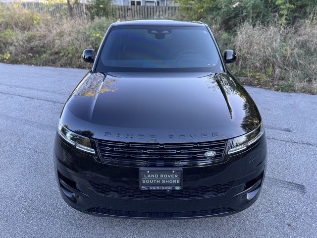 2024 Land Rover Range Rover Sport SE photo 3