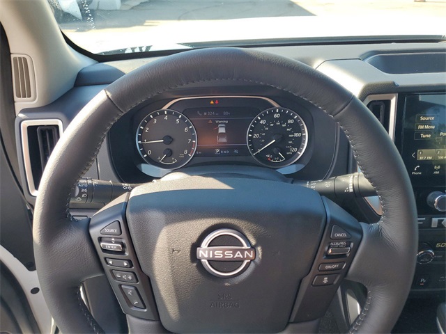 2025 Nissan Frontier Crew Cab SV photo 11