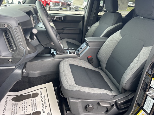 2025 Ford Bronco Big Bend photo 16