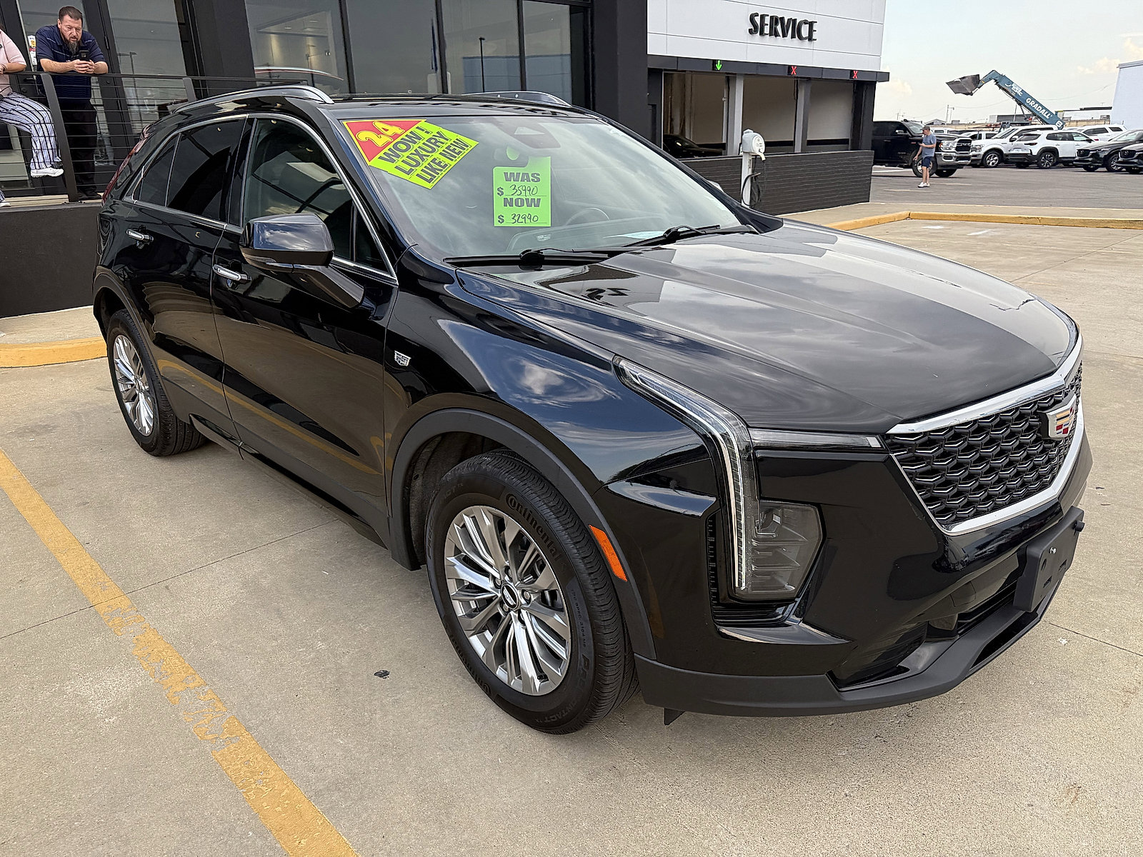 2024 Cadillac XT4 Premium Luxury photo 8