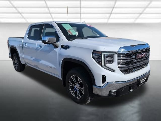 2024 GMC Sierra 1500 SLT's photo