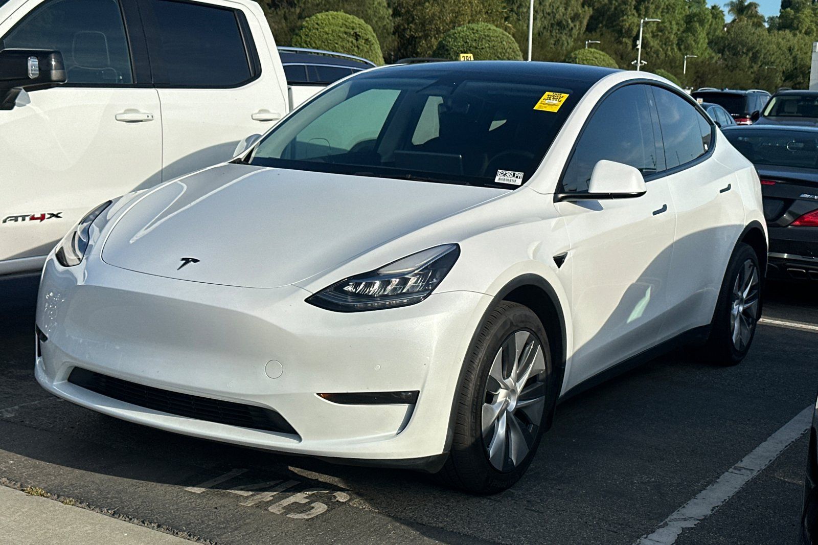 Used 2022 Tesla Model Y Long Range with VIN 7SAYGDEE0NF409721 for sale in Northfield, Minnesota