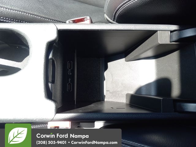 2016 Mercedes Benz CLA 250 photo 19