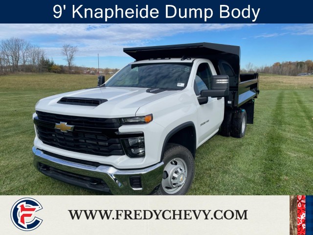 2025 Chevrolet Silverado 3500HD Work Truck's photo