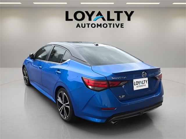 2022 Nissan Sentra SR photo 3