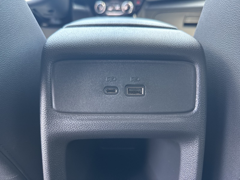 2025 Chevrolet Trax LT photo 28