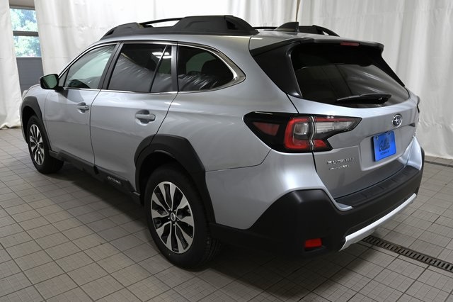 2025 Subaru Outback Limited photo 8