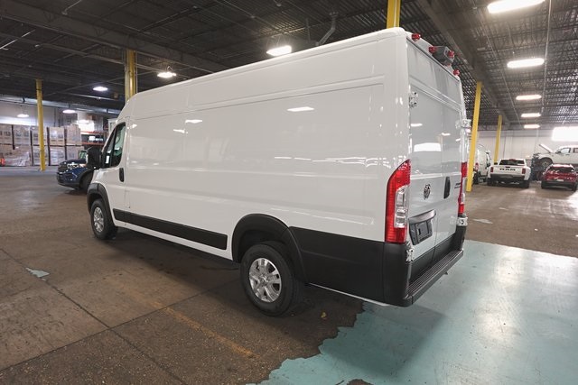 2024 Ram ProMaster 3500 photo 2