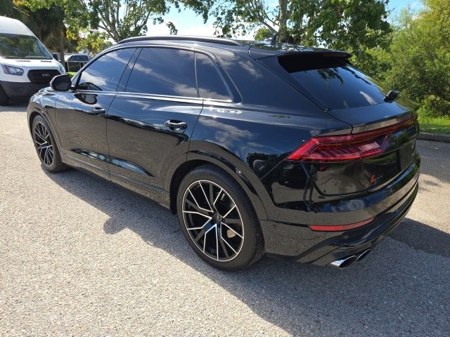 2022 Audi SQ8 Prestige photo 3