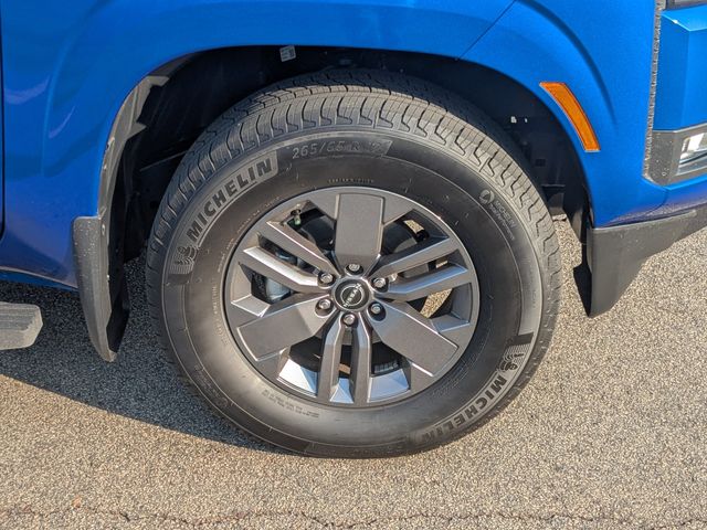 2025 Nissan Frontier SV photo 10