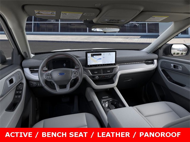 2025 Ford Explorer photo 26