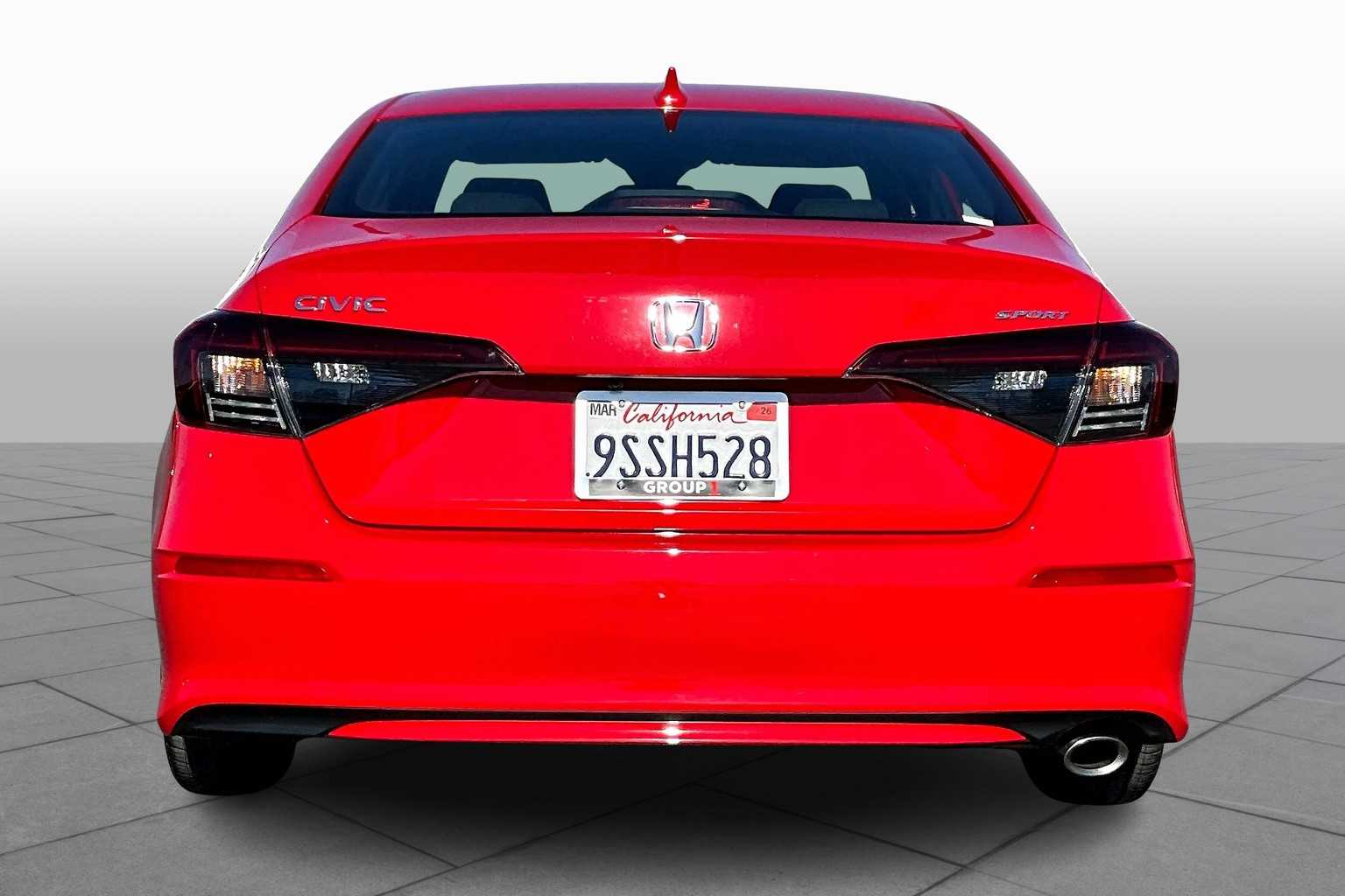 2025 Honda Civic Sport photo 4