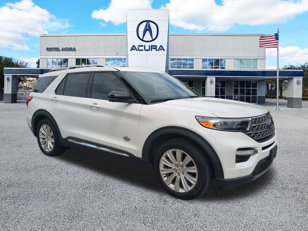 2021 Ford Explorer King Ranch photo 2