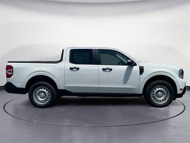 2025 Ford Maverick XL photo 4