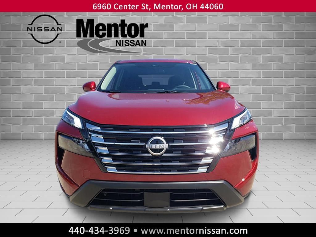 2026 Nissan Rogue SV photo 2