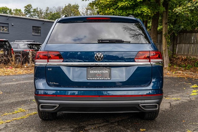2023 Volkswagen Atlas SE photo 2