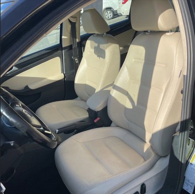 Used 2017 Volkswagen Jetta SEL with VIN 3VWL17AJXHM380867 for sale in Fairfield, OH