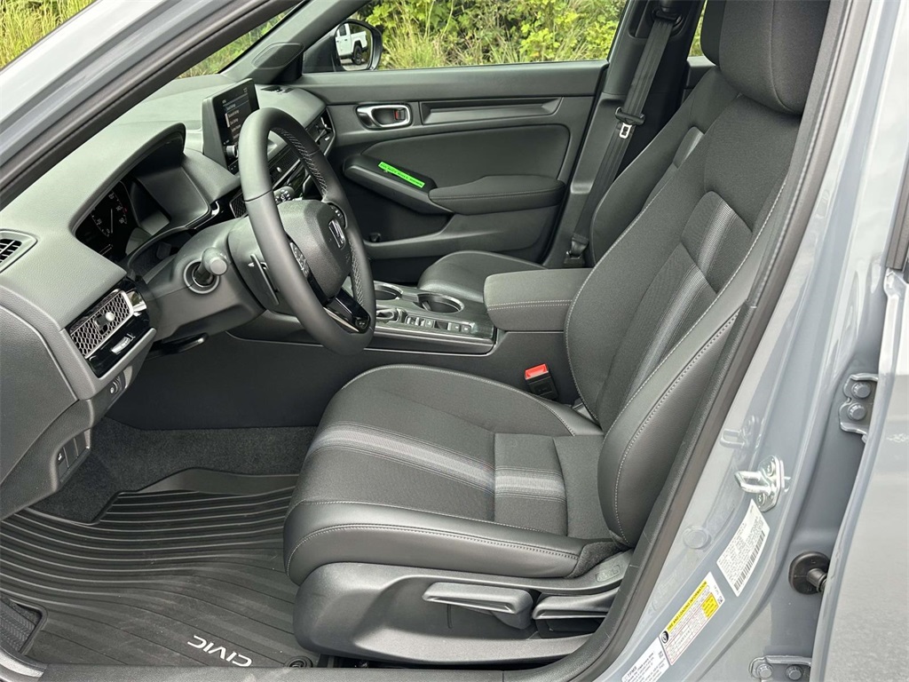 2026 Honda Civic Sport photo 4