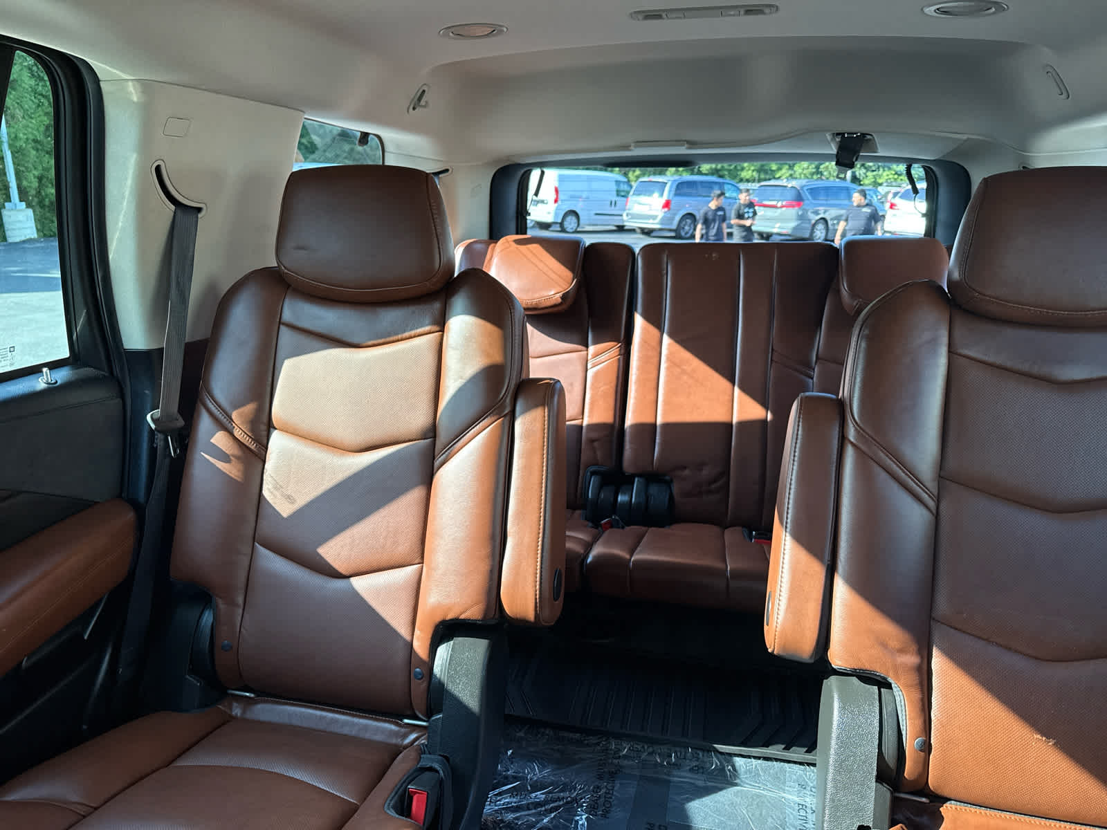 2019 Cadillac Escalade Premium Luxury photo 15