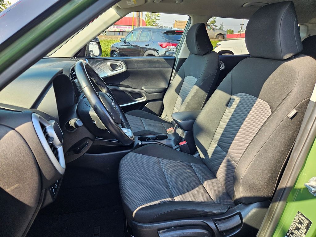 2020 Kia Soul X-Line photo 12