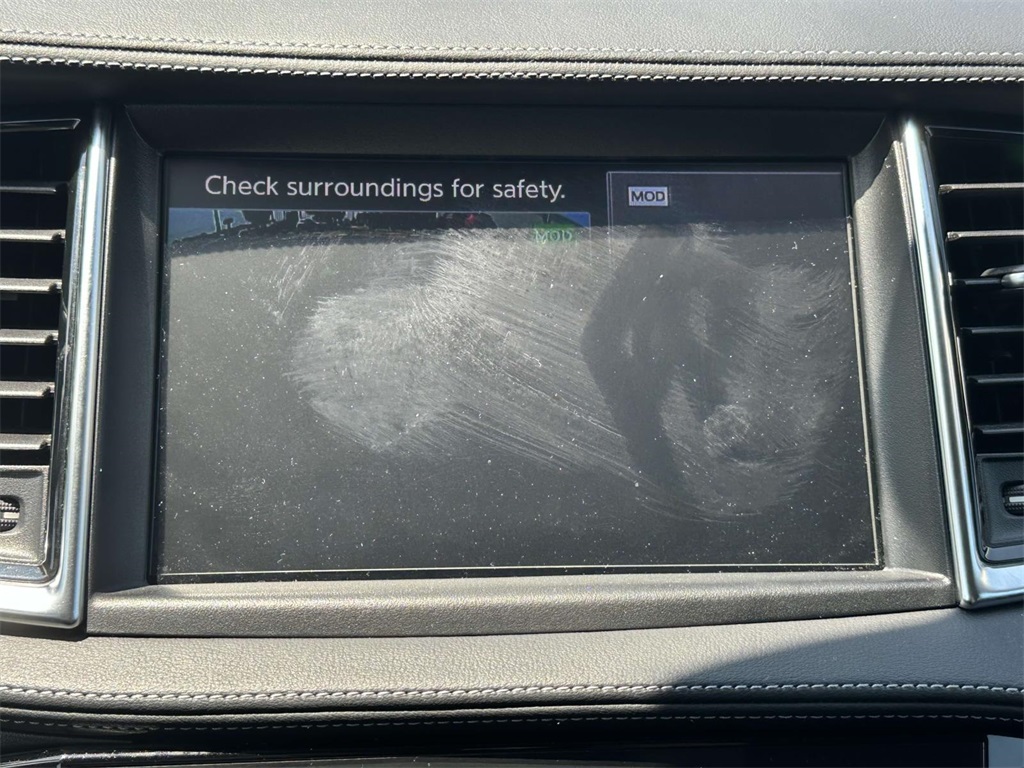 2019 Infiniti QX50 Essential photo 22