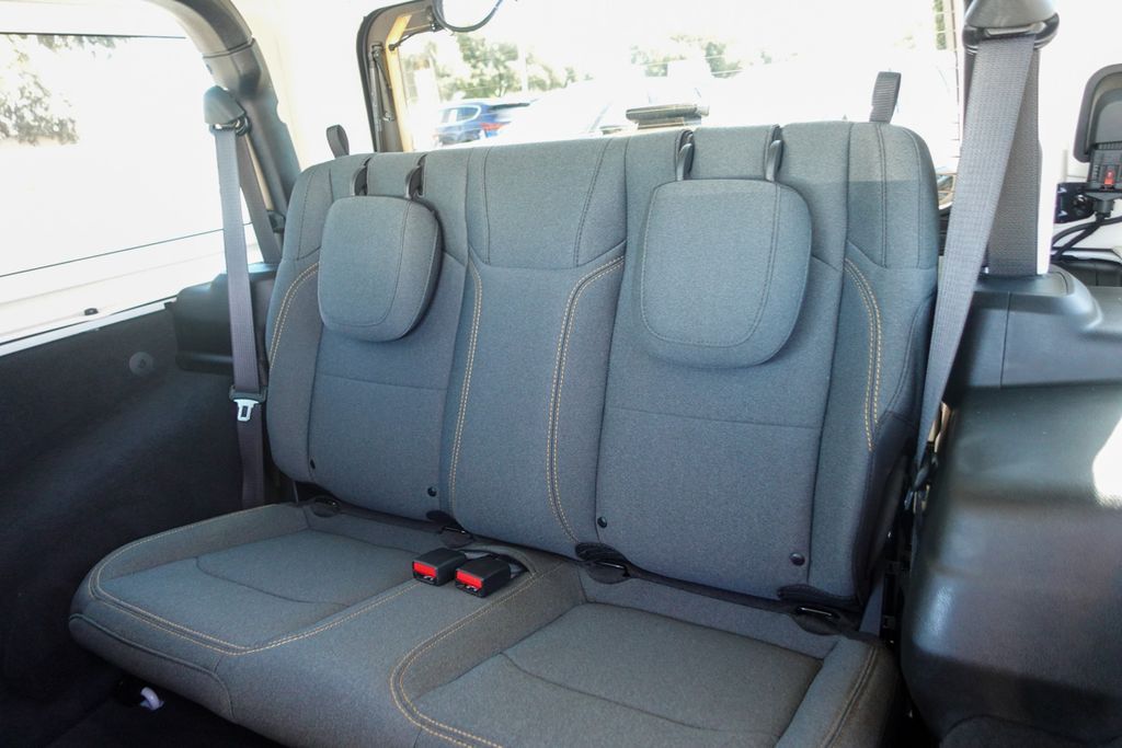 2024 Jeep Wrangler Sport S photo 26