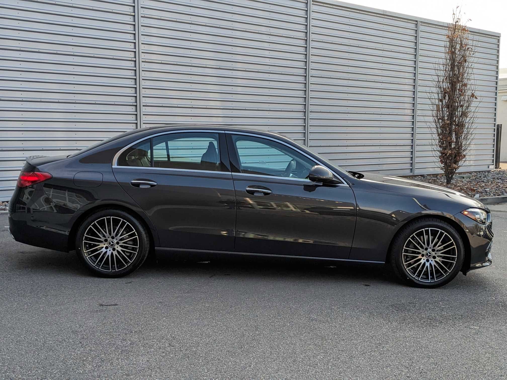 2024 Mercedes Benz C 300 4MATIC photo 4