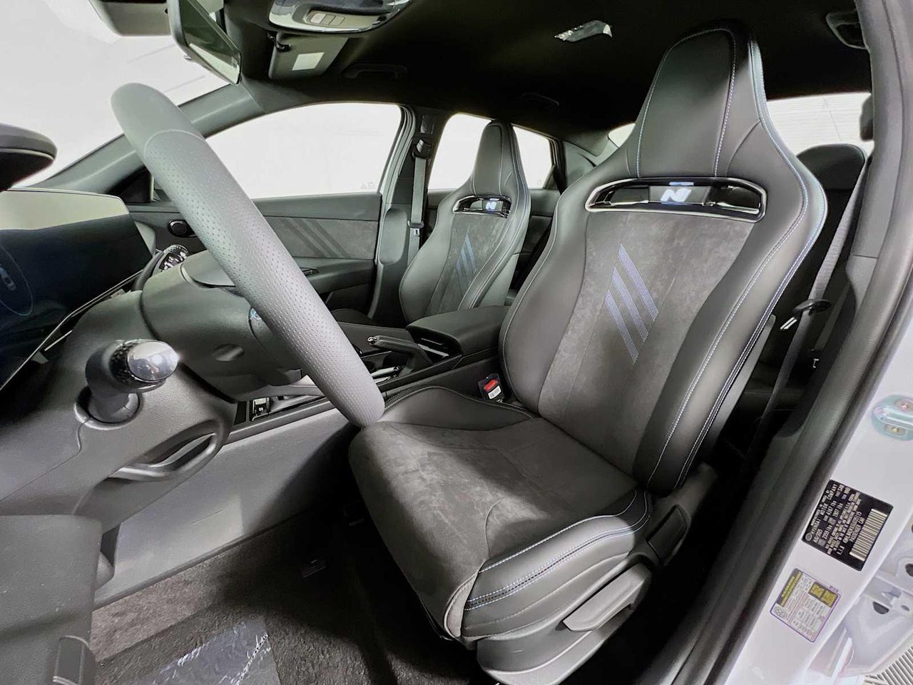 2025 Hyundai Elantra N photo 10