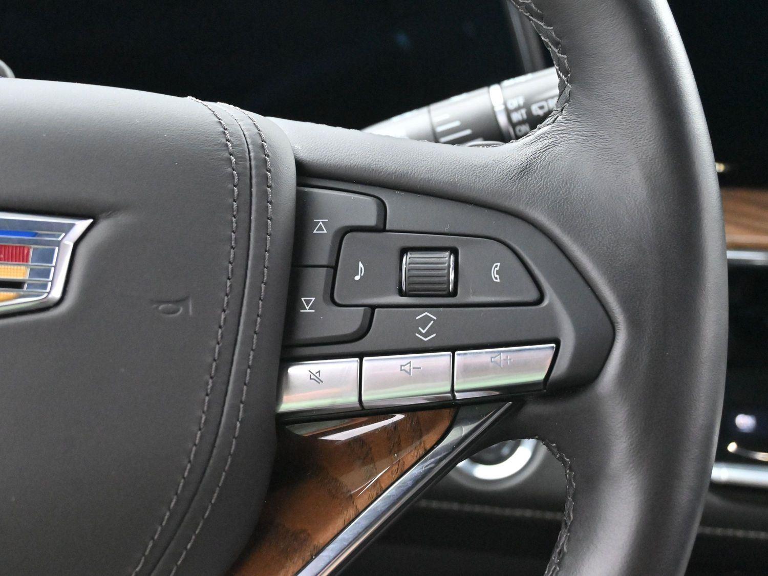 2023 Cadillac Escalade ESV Sport Platinum photo 19
