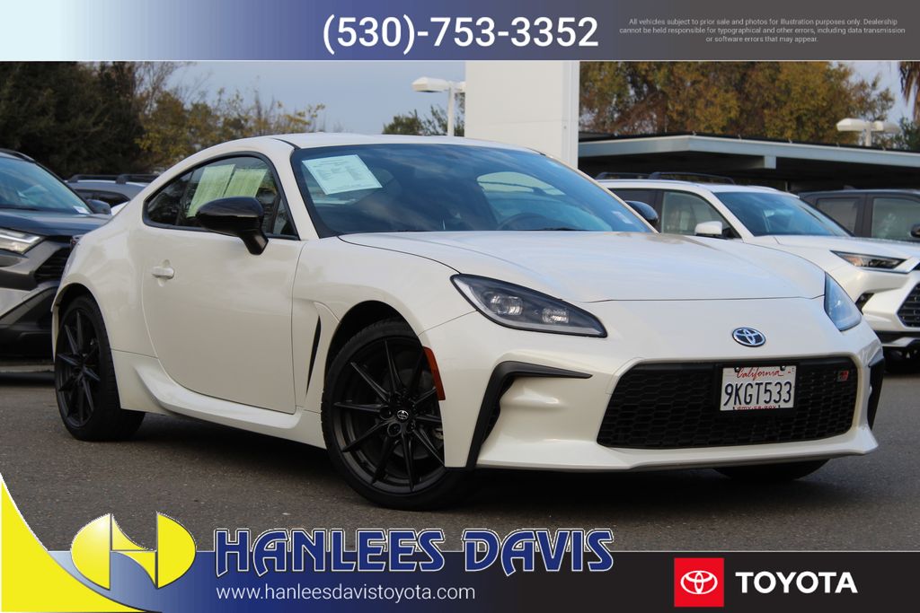 2023 Toyota GR86 Premium's photo