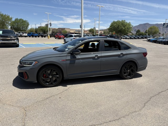 Used 2024 Pure Gray w/Deep Black Roof Volkswagen Autobahn image 24
