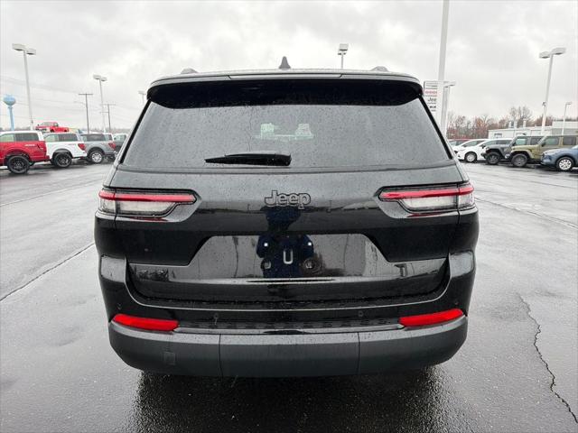 2025 Jeep Grand Cherokee Altitude X photo 4