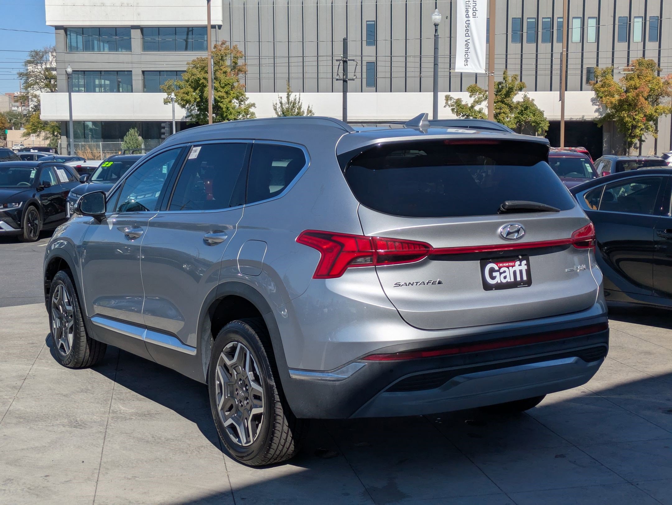 2023 Hyundai Santa Fe SEL Premium photo 4