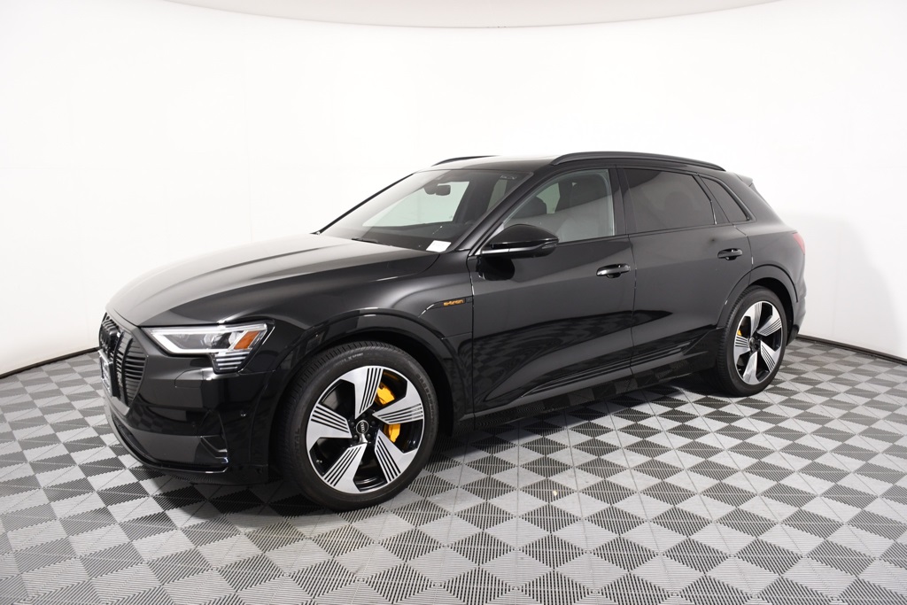 Used 2022 Audi e-tron Premium Plus with VIN WA1LAAGE9NB033019 for sale in Richfield, Minnesota