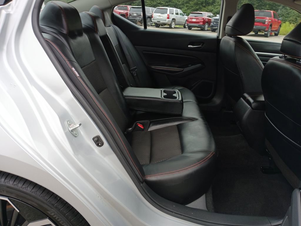 2024 Nissan Altima 2.5 SR photo 24
