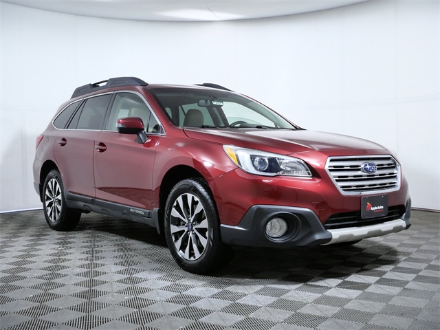 2015 Subaru Outback Limited's photo