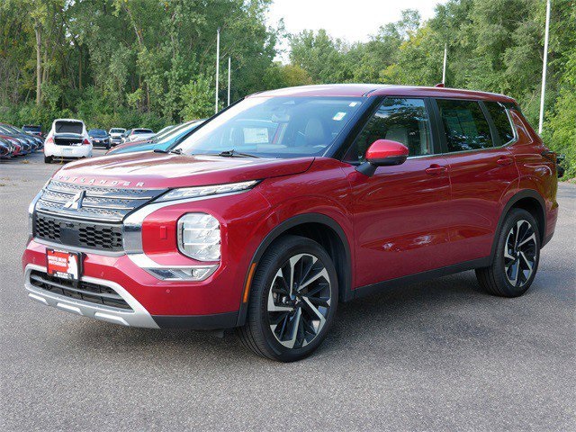 2022 Mitsubishi Outlander SE photo 3