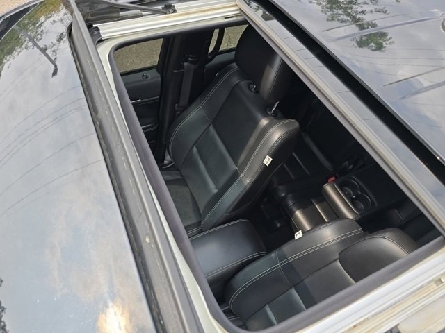 2021 Jeep Grand Cherokee Anniversary Edition photo 2