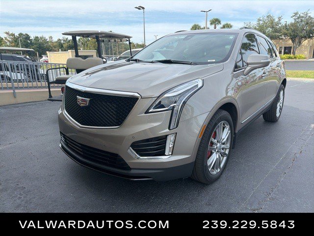 2023 Cadillac XT5 Sport